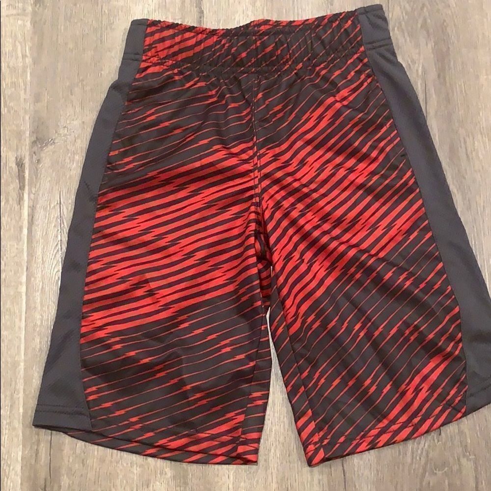 Gymboree shorts 🩳 
